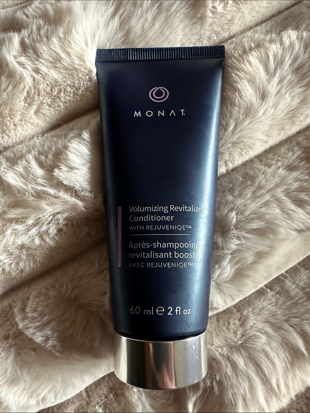 MONAT Volumizing Revitalize Conditioner for Men — Black
